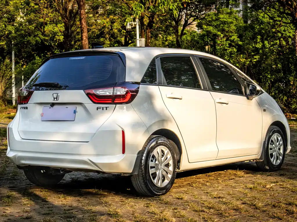 Fit 2021 1.5L CVT Trendy Edition купить на сайте DeffCars