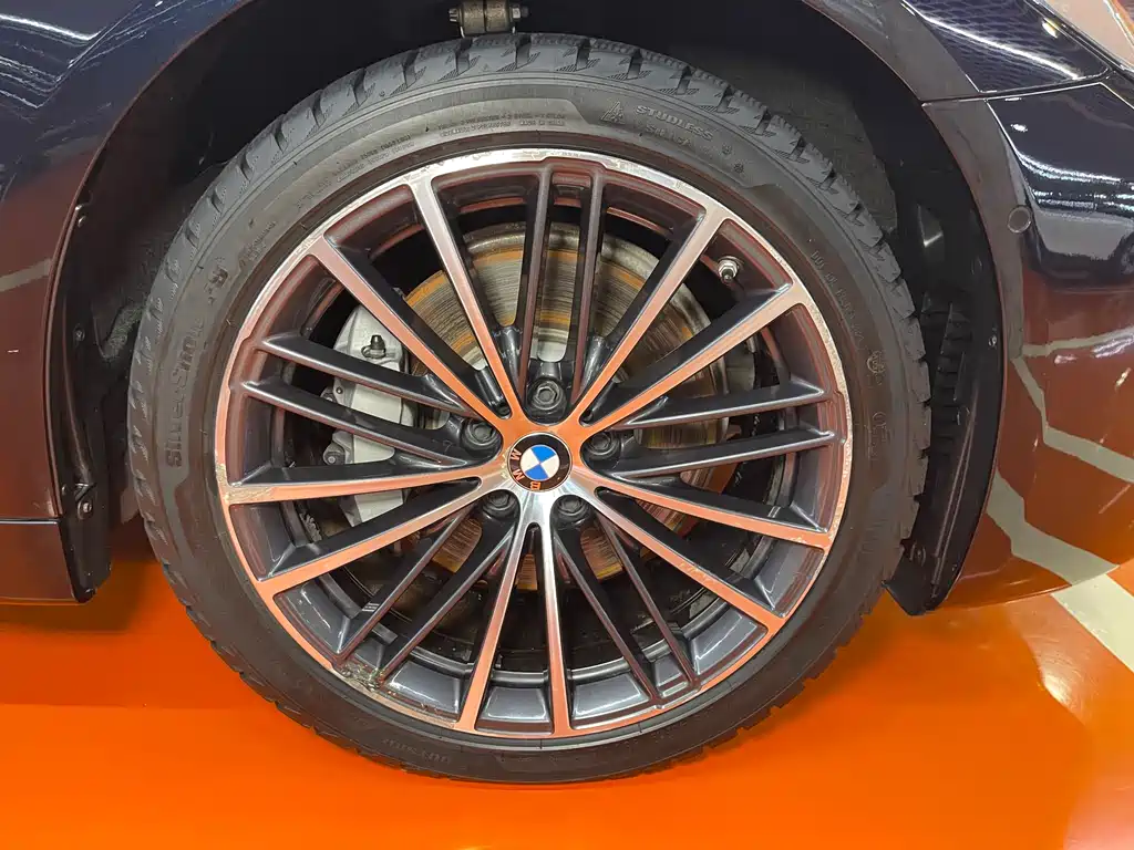 BMW 5 Series 2021 530Li Leading M Sports Package купить на сайте DeffCars