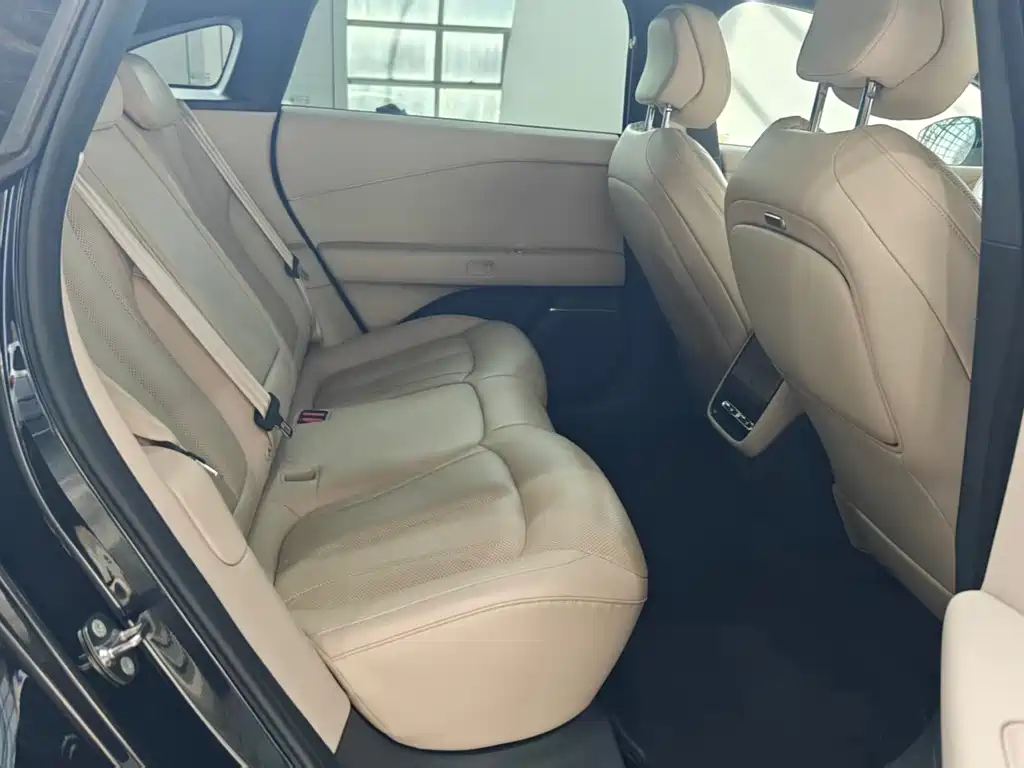 Xpeng P7+ 2024 Long Battery Life Max купить на сайте DeffCars