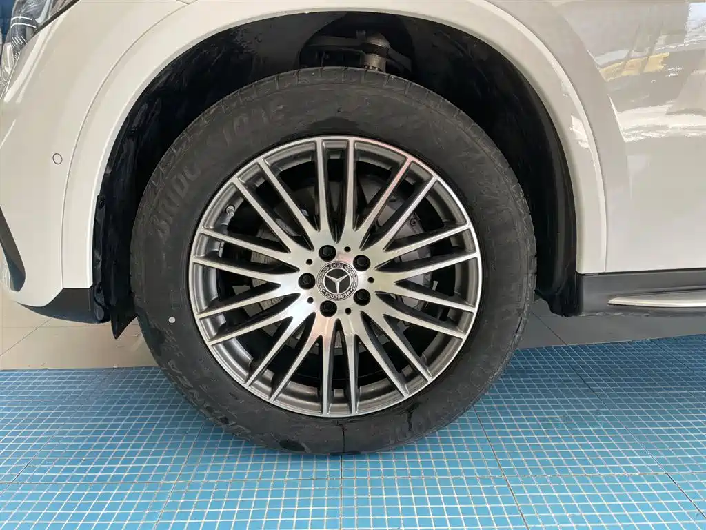 Mercedes-Benz GLC 2023 facelift GLC 300 L 4MATIC dynamic 5-seater купить на сайте DeffCars