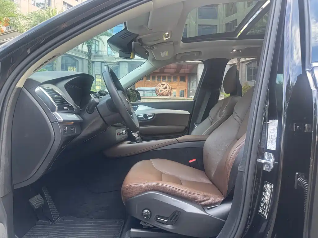 Volvo XC90 2018 T6 Zhiyi Edition 7 seats купить на сайте DeffCars