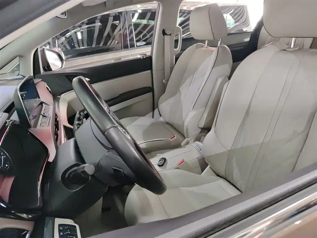 Buick GL8 2022 Land Business Class 652T Luxury купить на сайте DeffCars