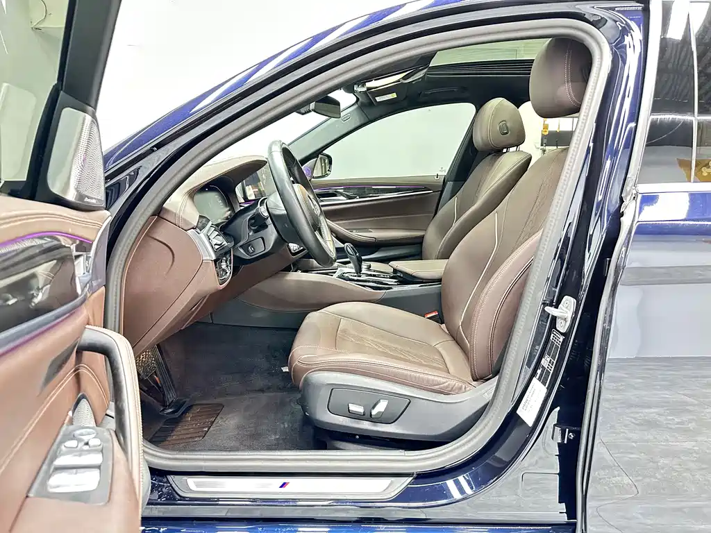 BMW 5 Series 2022 facelift 525Li M Sports Package купить на сайте DeffCars