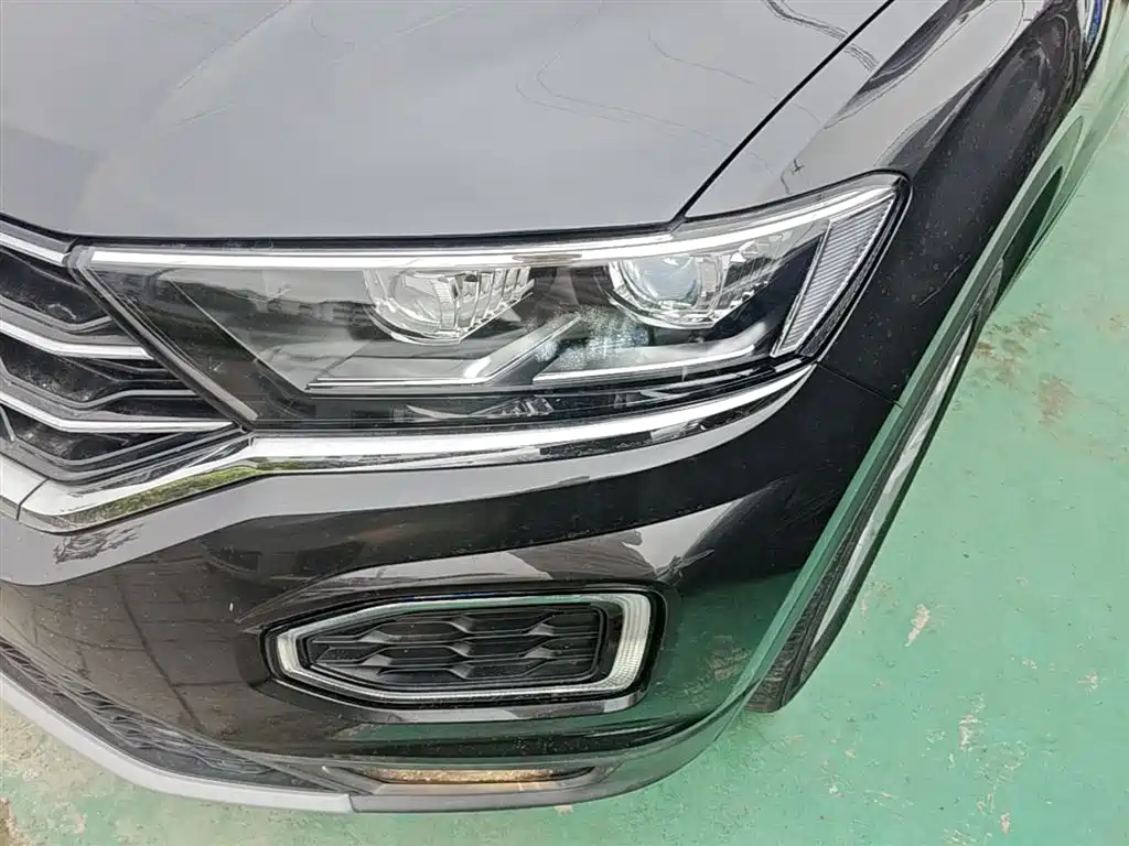 T-ROC 2020 280TSI DSG two-wheel drive elite model купить на сайте DeffCars