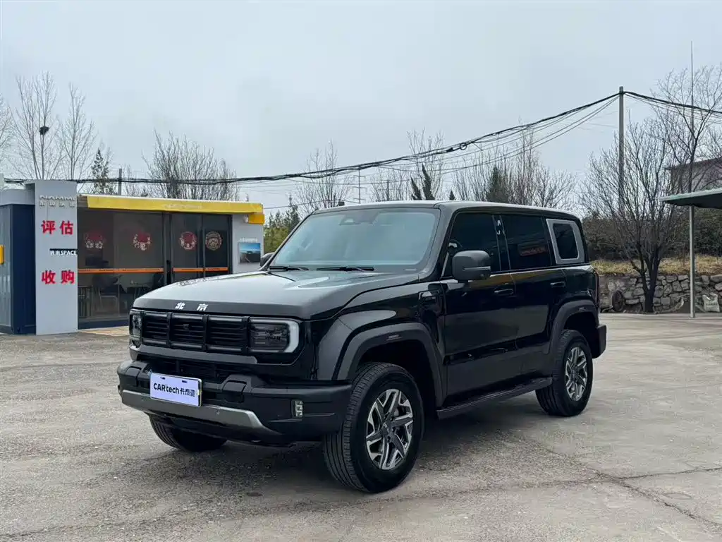 Beijing Off-Road BJ40 2024 2.0T New City Hunter Edition Knight Type купить на сайте DeffCars