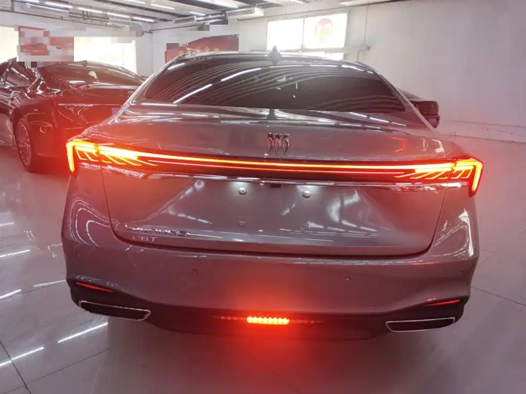 LaCrosse 2025 28T Platinum Edition купить на сайте DeffCars
