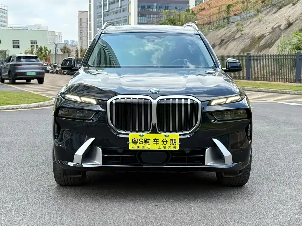 BMW X7 2023 xDrive40i Leading Luxury Package купить на сайте DeffCars