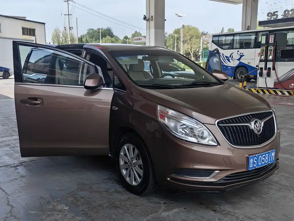 Buick GL8 2018 28T Comfort Type National VI купить на сайте DeffCars