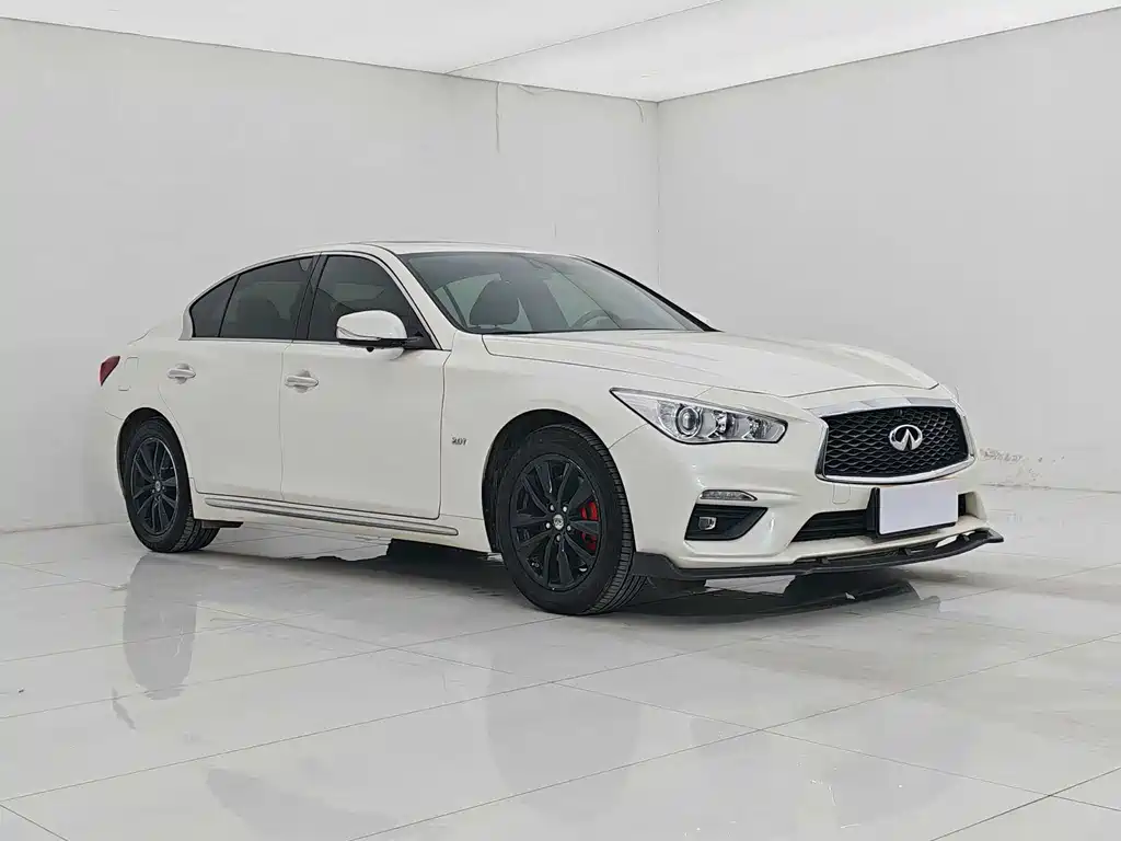Infiniti Q50L 2018 2.0T Comfort Edition National VI купить на сайте DeffCars