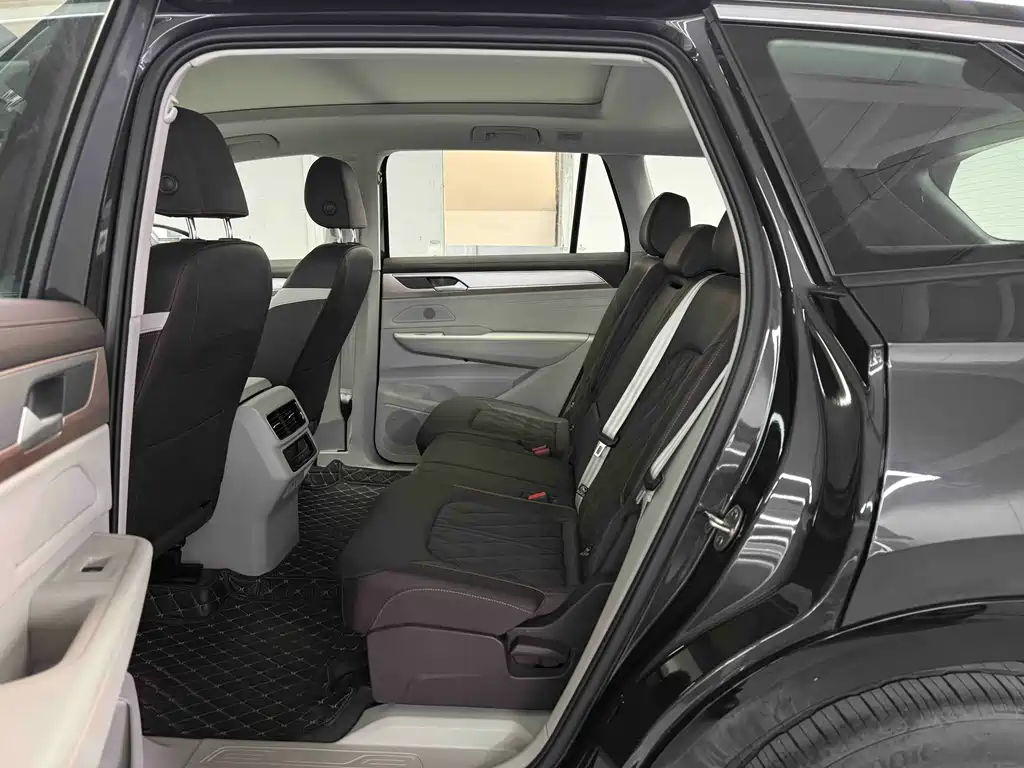 Lanxun 2023 380TSI four-wheel drive R-Line cruise version купить на сайте DeffCars