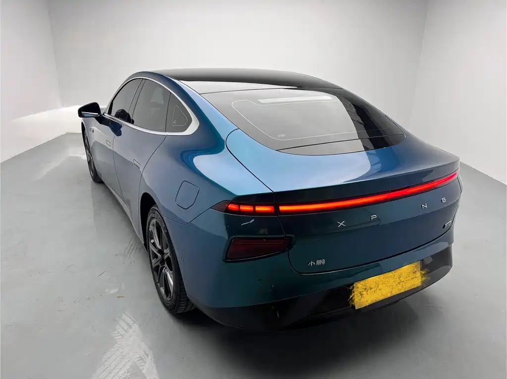 Xpeng P7 2022 model 670N+ купить на сайте DeffCars