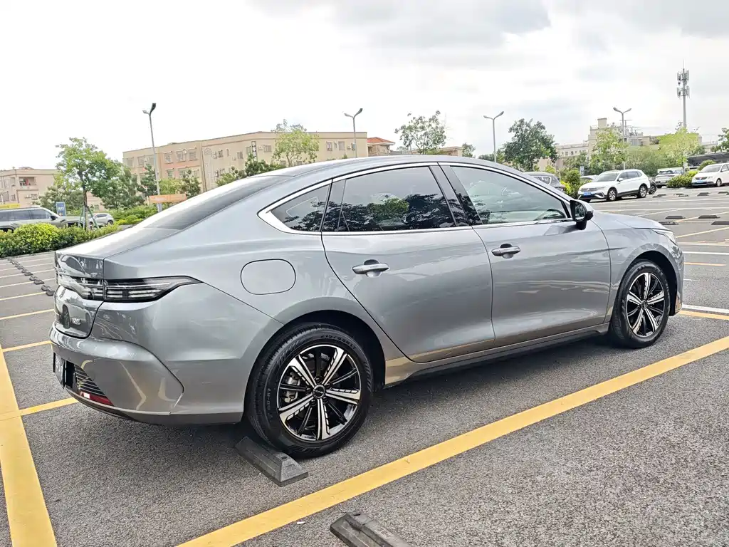 Destroyer 05 2023 Champion Edition DM-i 120KM Honor Type купить на сайте DeffCars