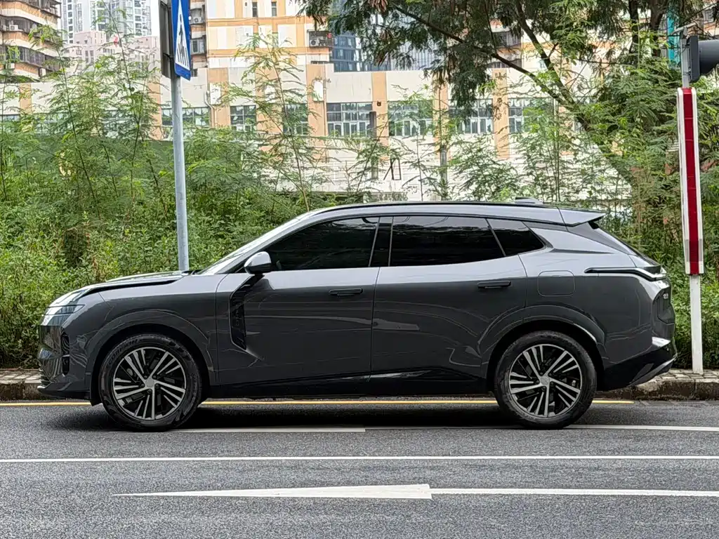 Lynk & Co 08 EM-P 2023 model 245km ultra-long battery life Halo купить на сайте DeffCars