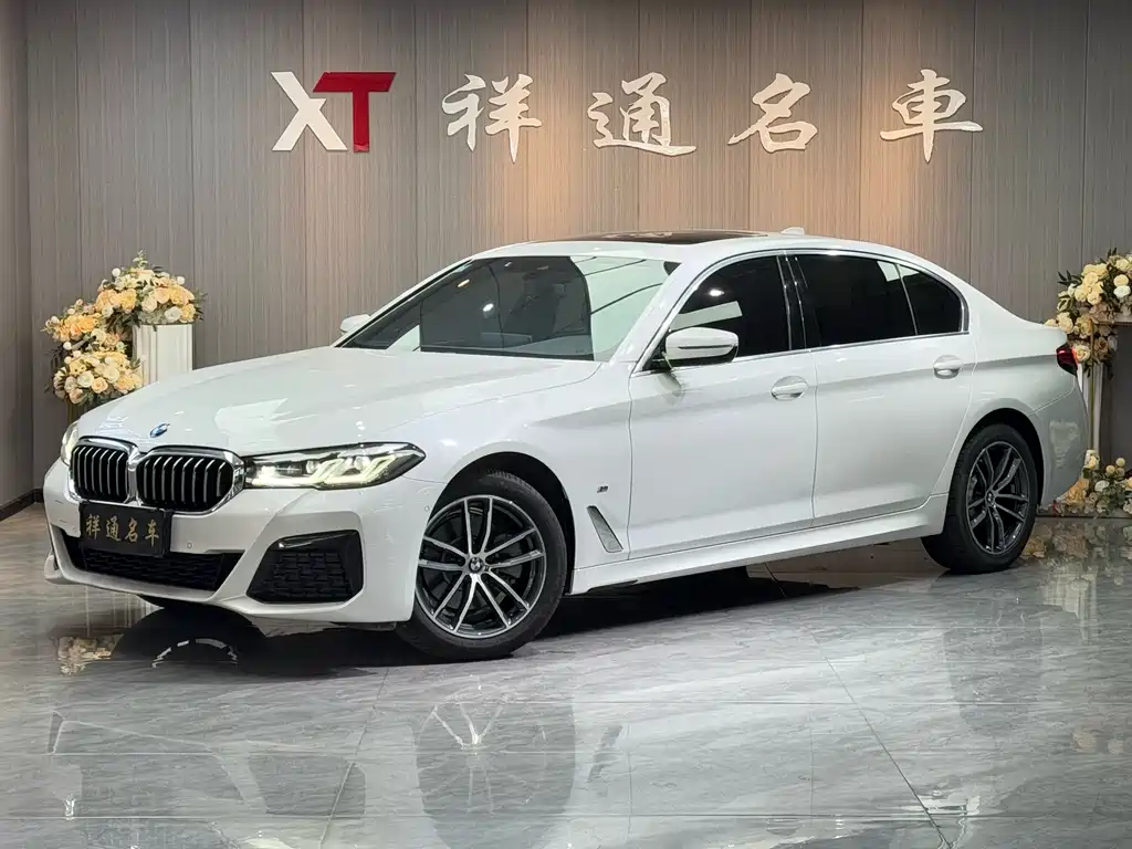 BMW 5 Series 2022 525Li M Sports Package купить на сайте DeffCars