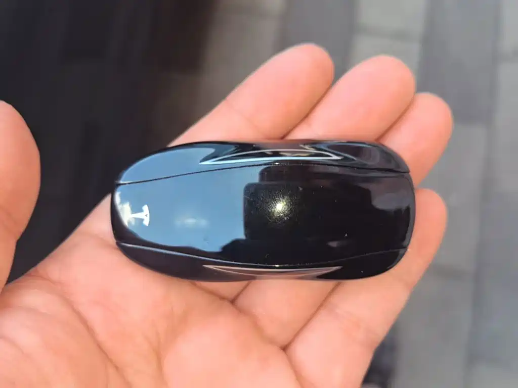 Model 3 2019 standard range rear drive upgraded version купить на сайте DeffCars