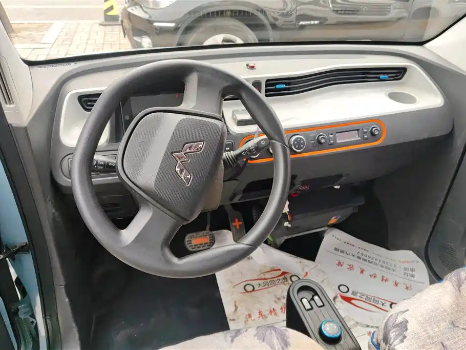 Hongguang MINIEV 2020 Relaxed Lithium Iron Phosphate купить на сайте DeffCars