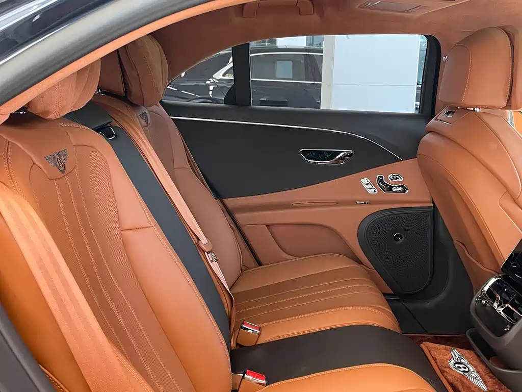 Flying Spur 2024 4.0T V8 Standard Edition купить на сайте DeffCars