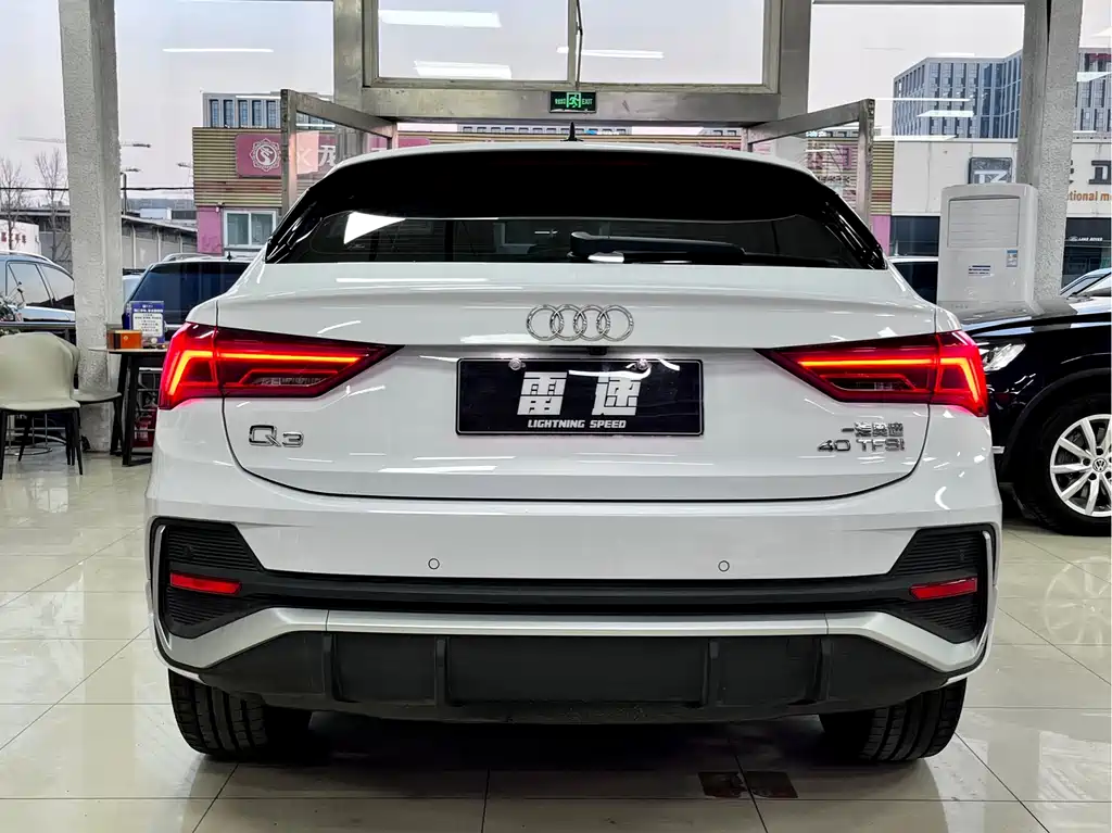 Audi Q3 Sportback 2020 40 TFSI Fashion купить на сайте DeffCars