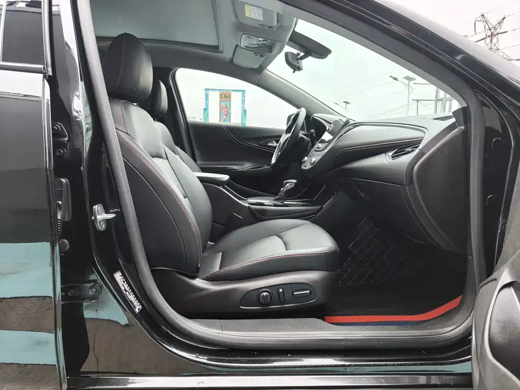 Malibu XL 2021 Redline 550T automatic sharp version купить на сайте DeffCars