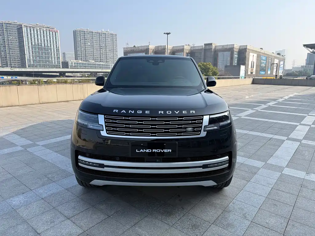 Range Rover 2025 3.0 L6 400PS Genesis Extended Edition купить на сайте DeffCars