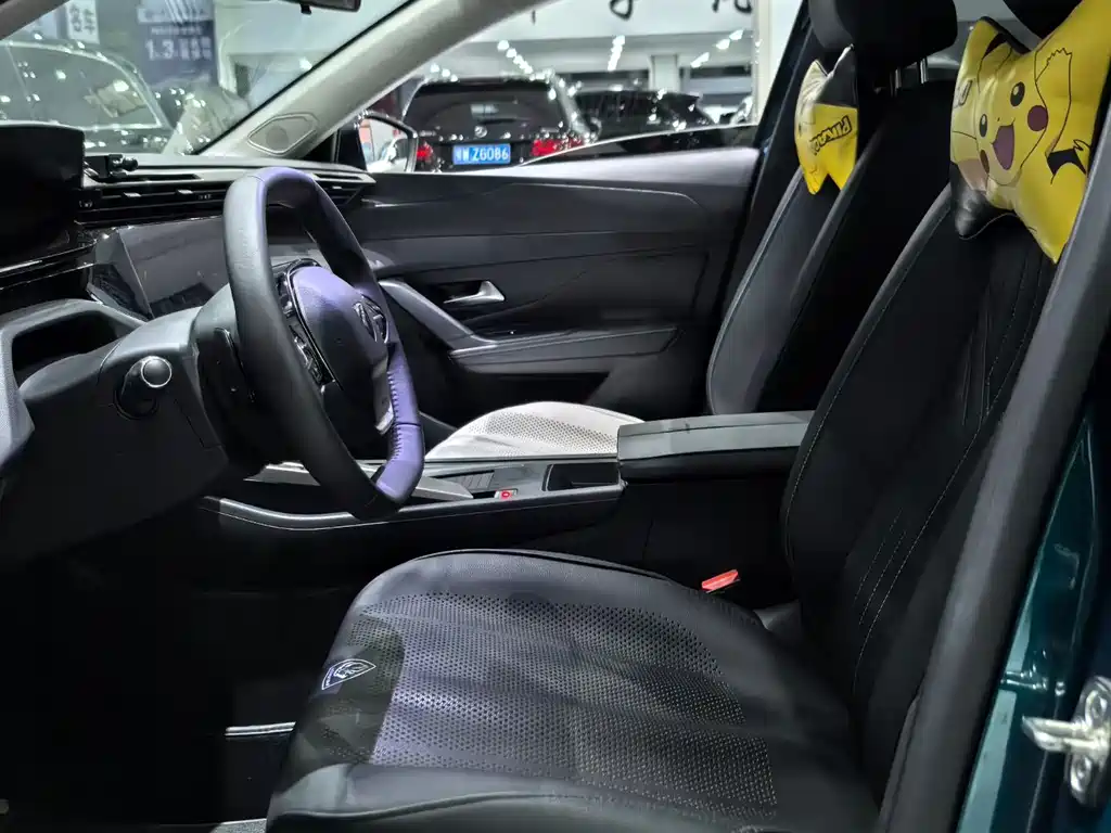 Peugeot 408X 2023 Charming Edition купить на сайте DeffCars