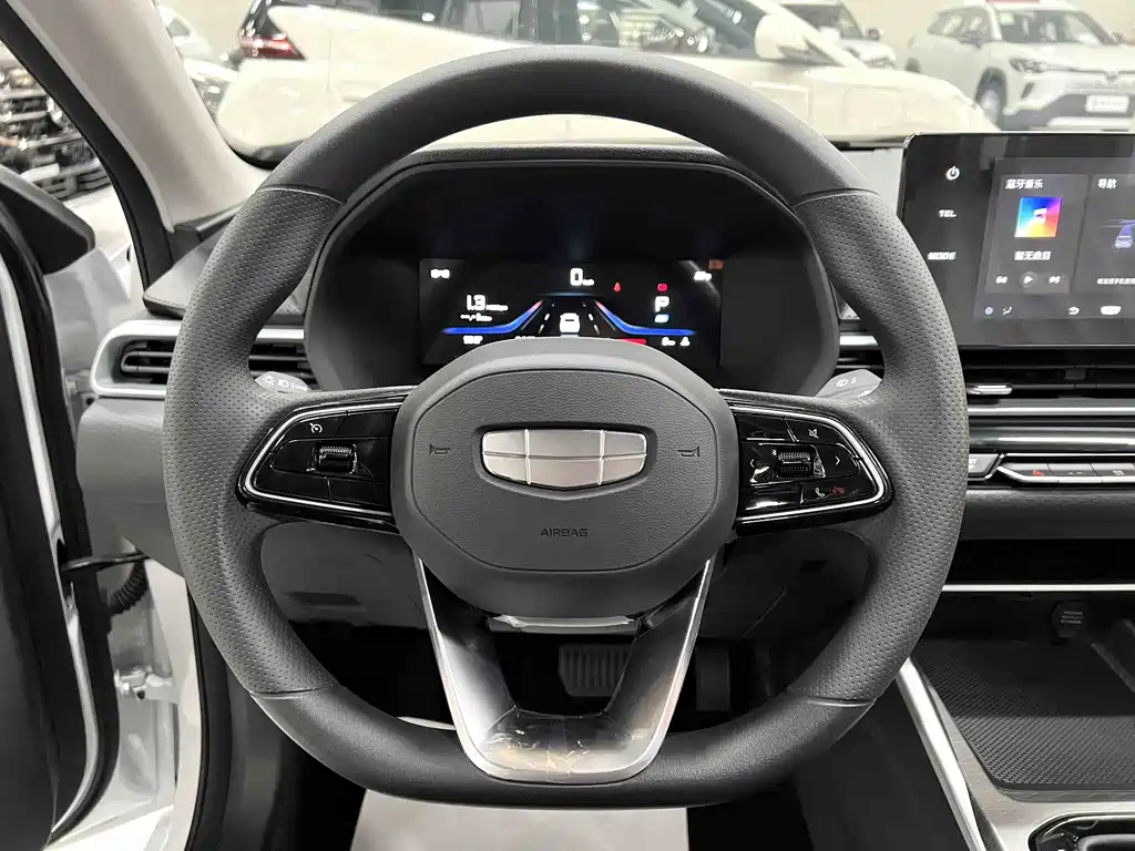 Emgrand 2025 4th Generation 1.5L CVT Star Edition купить на сайте DeffCars