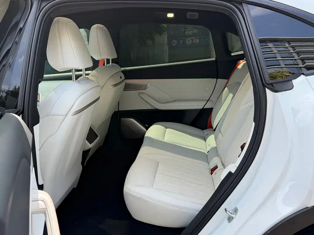 Ledo L60 2025 60kWh rear-wheel drive version купить на сайте DeffCars