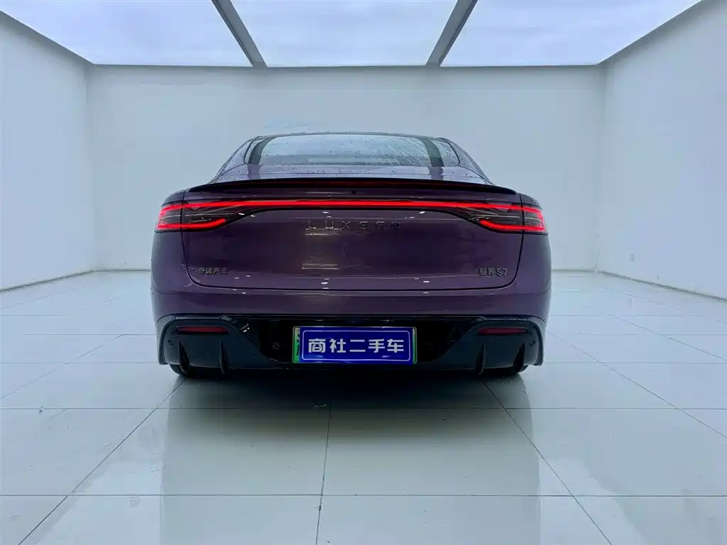 Zhijie S7 2025 703km Ultra Sports Edition купить на сайте DeffCars