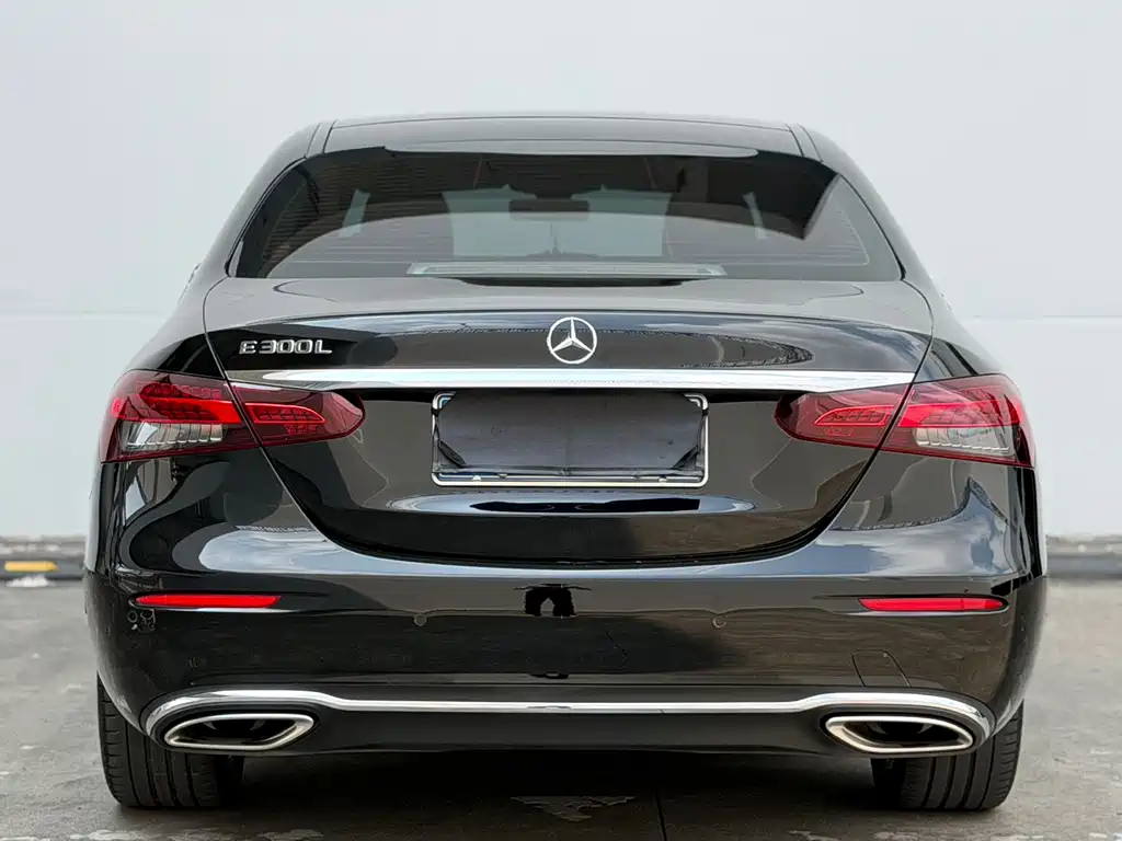 Mercedes-Benz E-Class 2023 E 300 L Luxury Model купить на сайте DeffCars