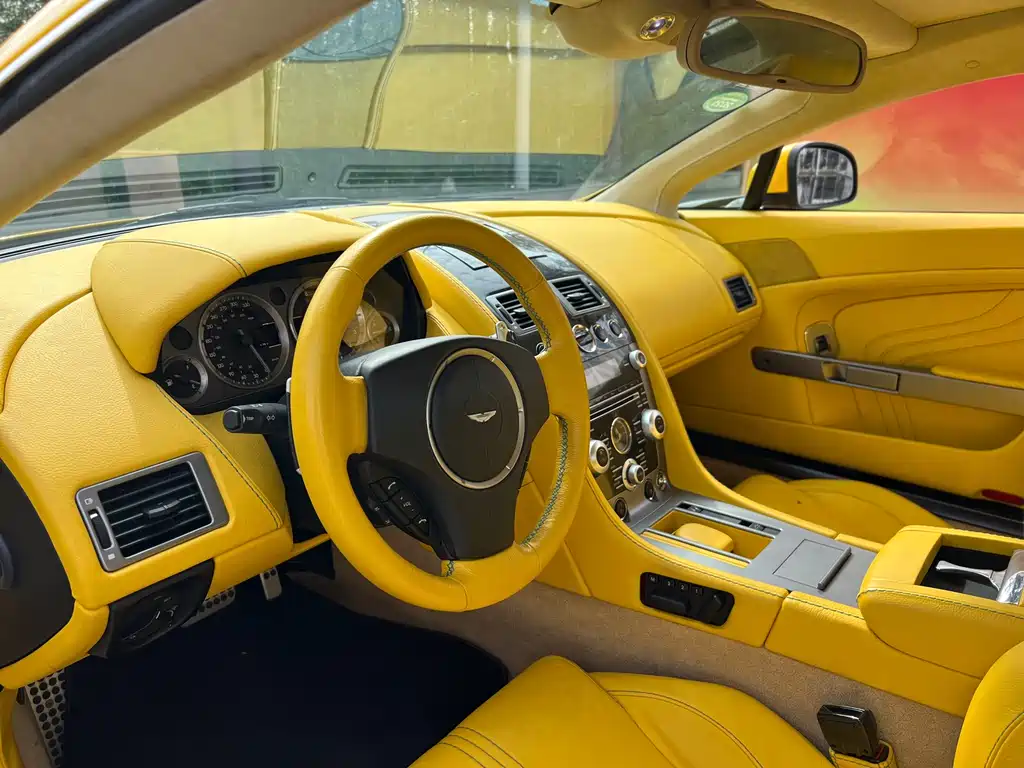 V8 Vantage 2012 4.7L S Coupe купить на сайте DeffCars