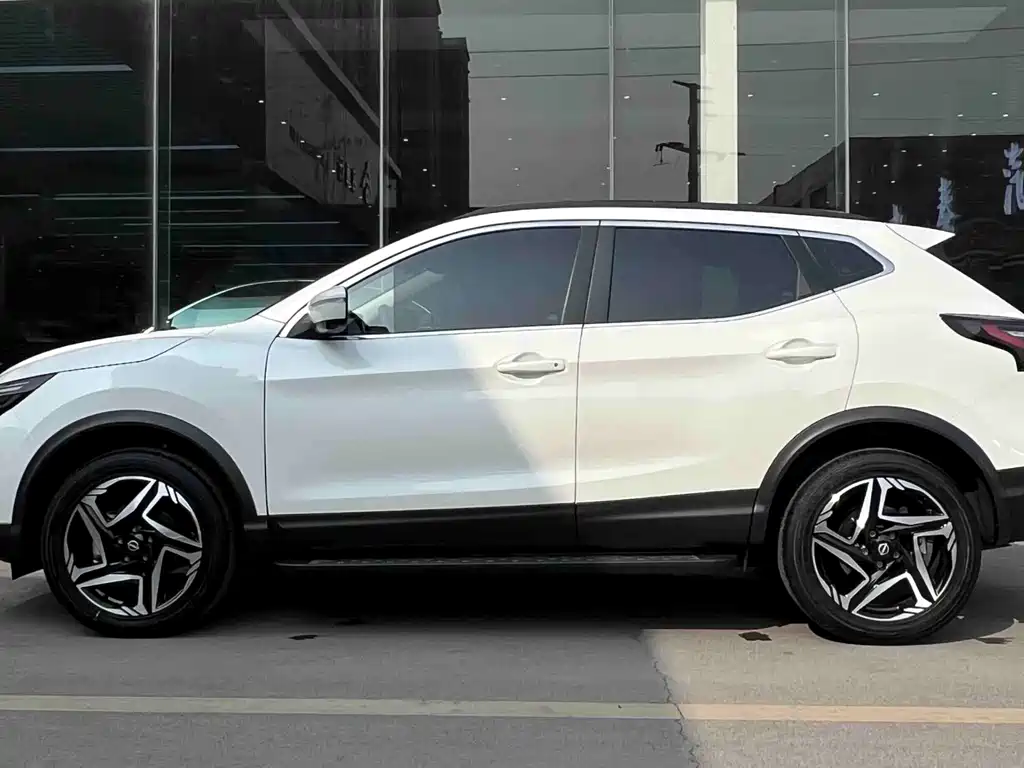 Qashqai 2025 Honor 2.0L CVT XV+ Leading Edition купить на сайте DeffCars