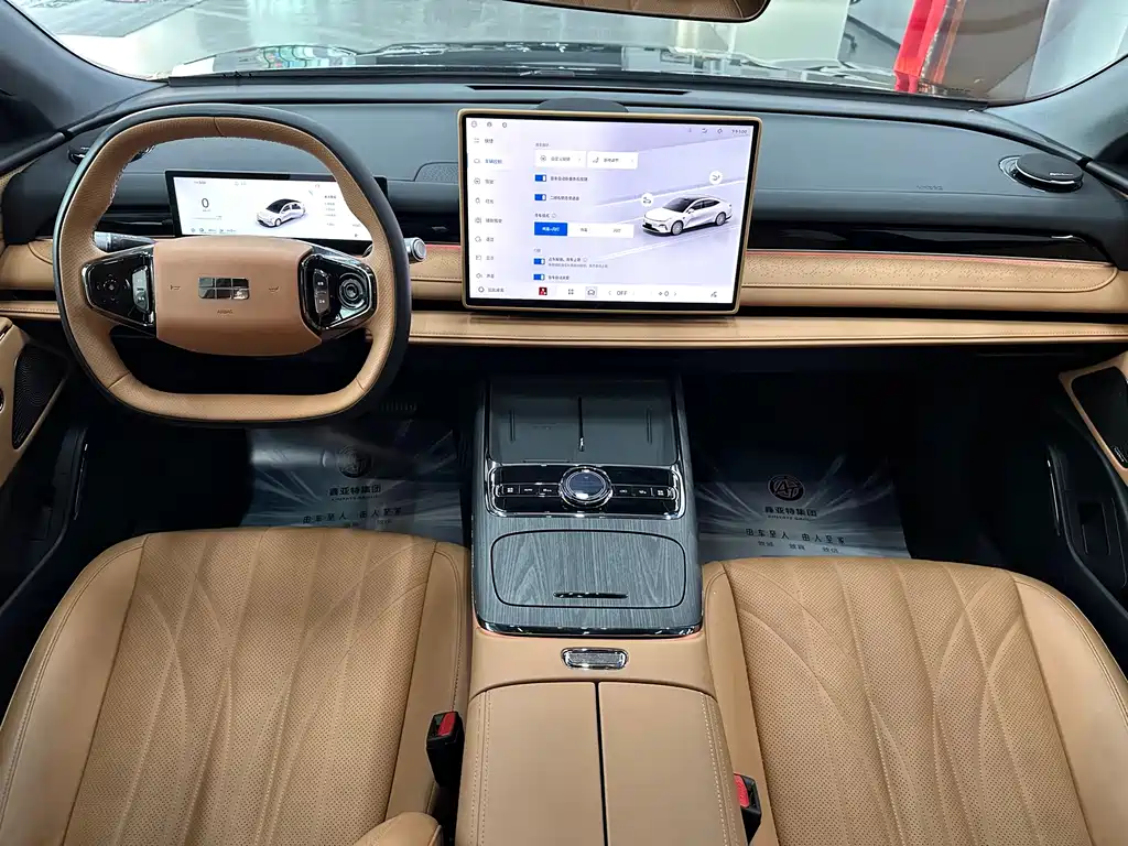 Galaxy Star 8 2025 130km EM-i Exclusive Edition купить на сайте DeffCars