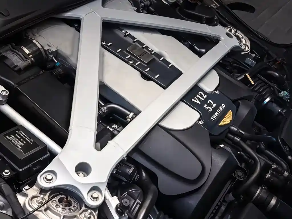 Aston Martin DB11 2019 4.0T V8 Coupe купить на сайте DeffCars