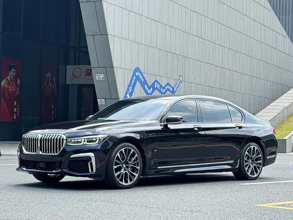 BMW 7 Series 2019 740Li xDrive Executive M Sports Package купить на сайте DeffCars
