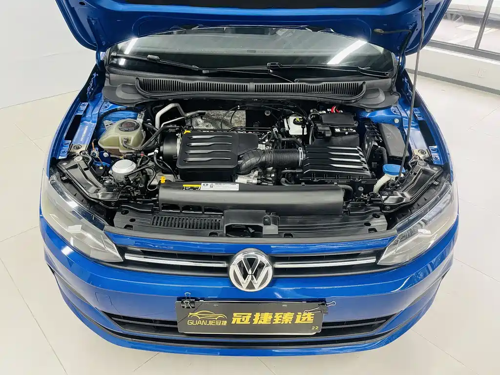 Polo 2019 Plus 1.5L Automatic Colorful Technology Edition купить на сайте DeffCars