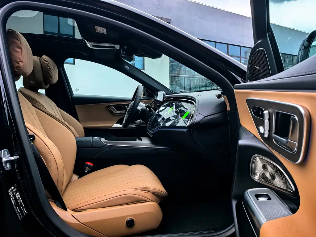 Mercedes-Benz E-Class 2026 E 300 L Luxury Model купить на сайте DeffCars