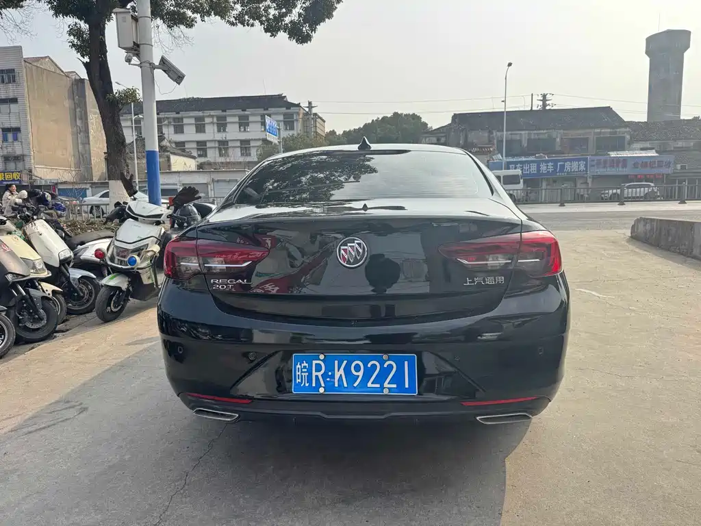 Regal 2019 20T Elite National V купить на сайте DeffCars