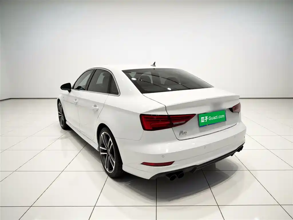Audi A3 2019 Limousine 35 TFSI Fashion Type National VI купить на сайте DeffCars