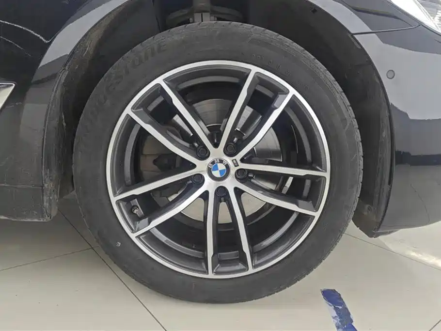 BMW 5 Series 2022 facelift 2 525Li M sports package купить на сайте DeffCars