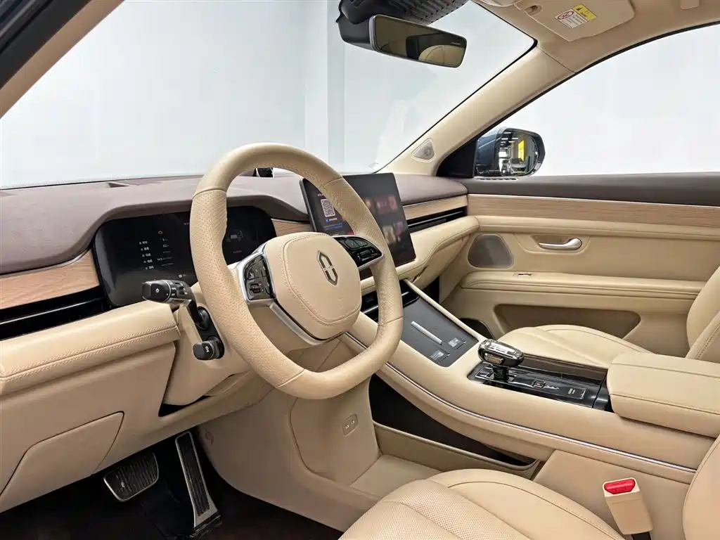 Wenjie M7 2024 1.5T Smart Driving Rear Drive Pro Version 5 Seats купить на сайте DeffCars