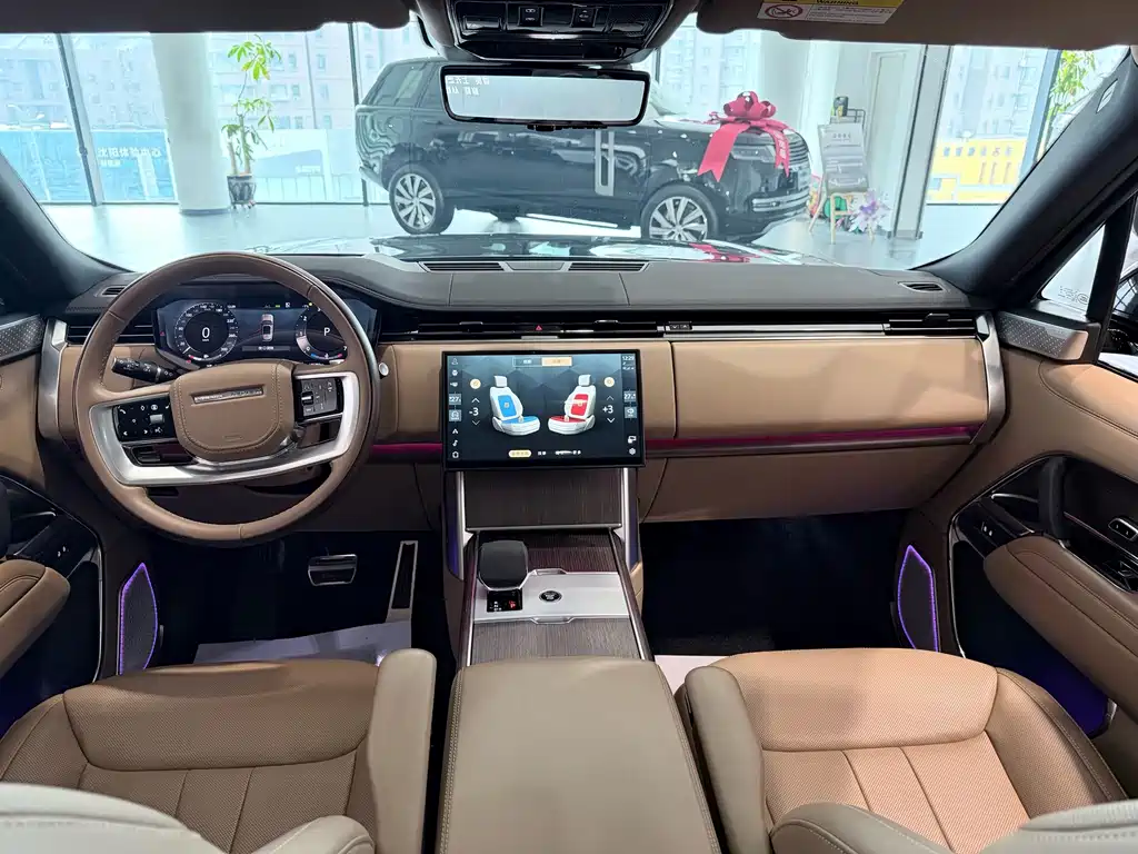 Range Rover 2024 3.0 L6 400PS Genesis Extended Edition купить на сайте DeffCars