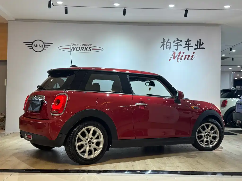 Mini 2016 1.2T one avant-garde купить на сайте DeffCars