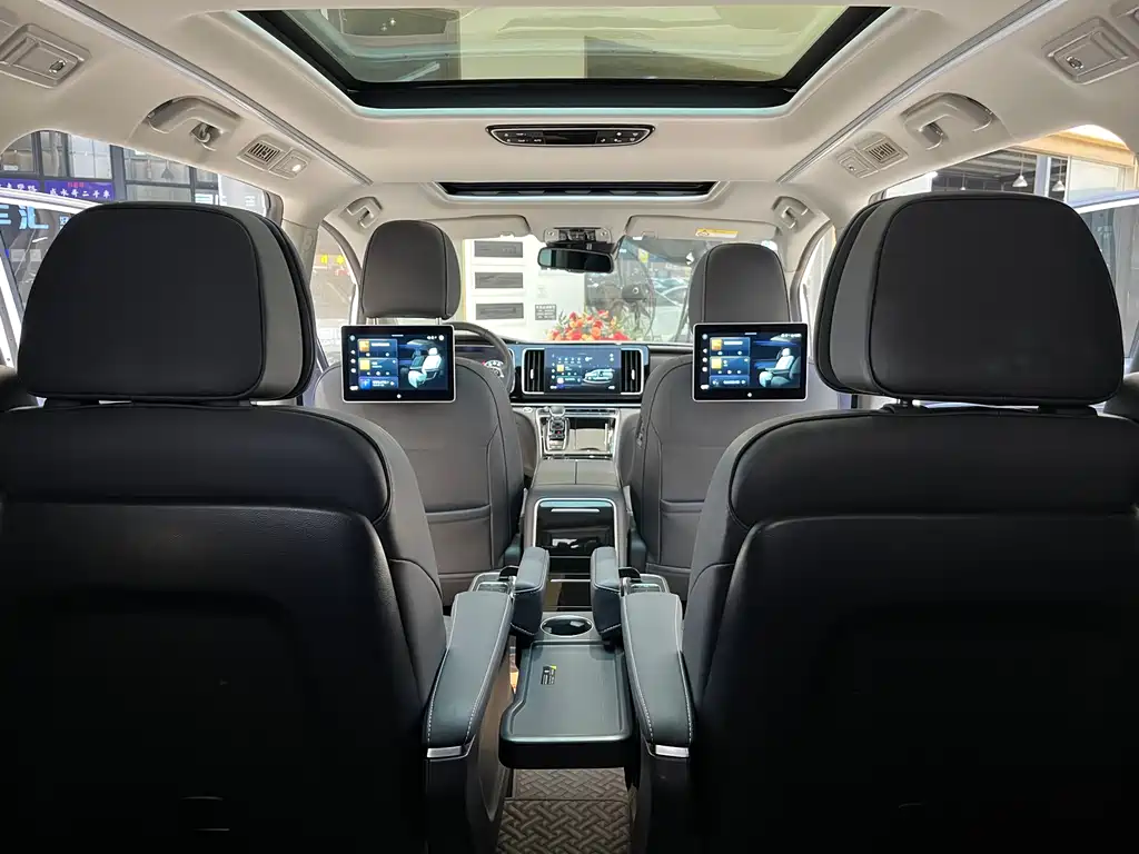 Trumpchi M8 2023 Lingxiu Series 390T Flagship Edition купить на сайте DeffCars