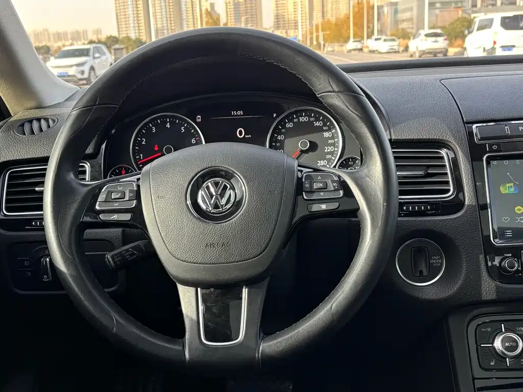 Touareg 2016 3.0TSI standard model купить на сайте DeffCars