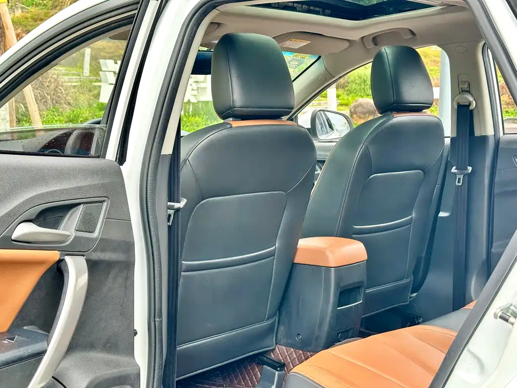 Ruixing 2016 1.5T Automatic Value Deluxe Edition купить на сайте DeffCars