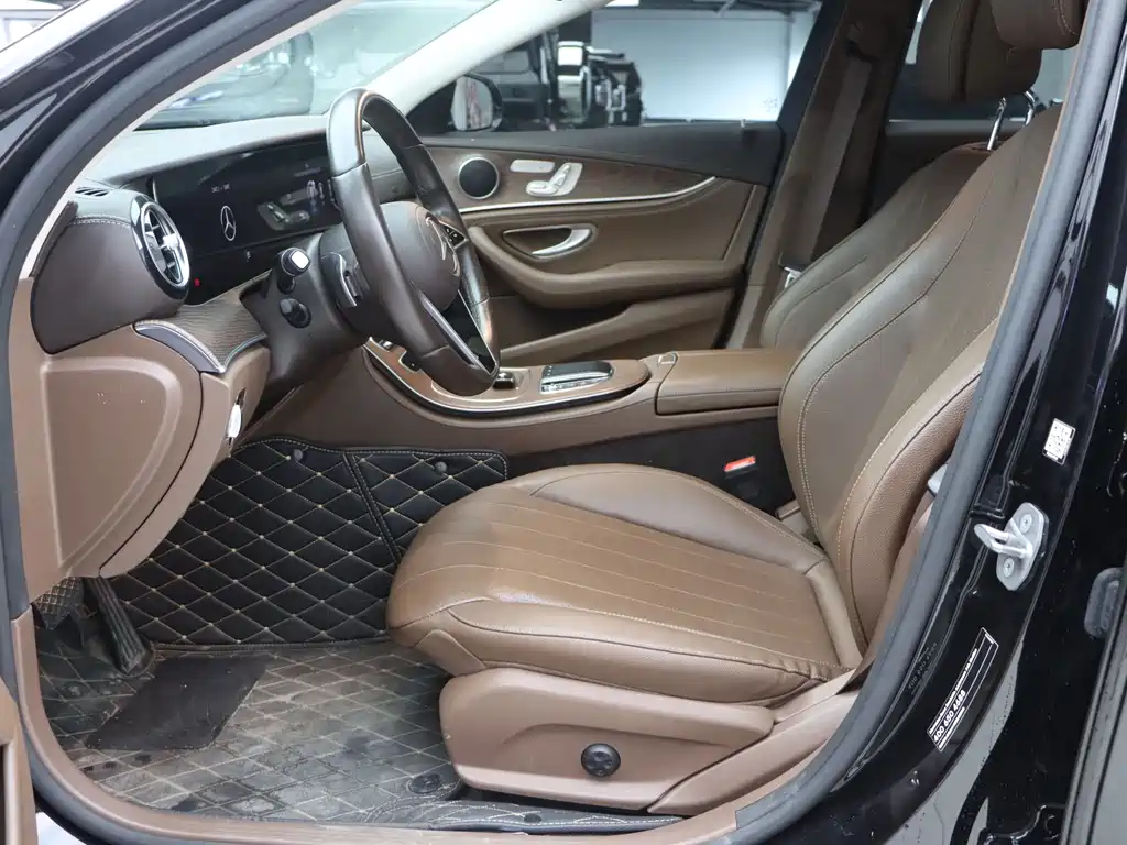 Mercedes-Benz E-Class 2023 E 300 L Fashion купить на сайте DeffCars