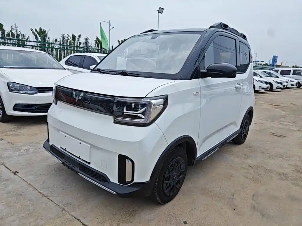 Hongguang MINIEV 2022 GAMEBOY 200km gaming model lithium iron phosphate купить на сайте DeffCars