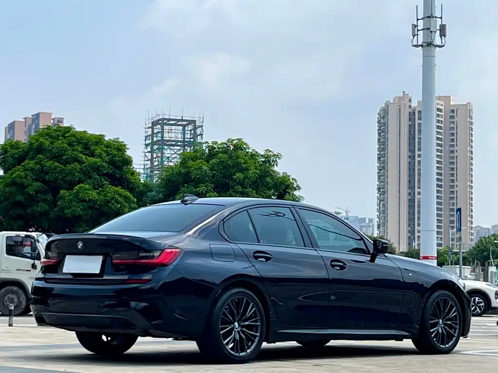 BMW 3 Series 2021 325i M Sports Night Package купить на сайте DeffCars