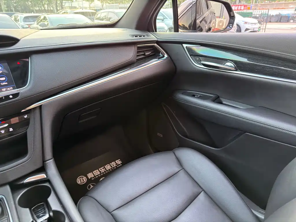 Cadillac XT5 2021 28T luxury model купить на сайте DeffCars
