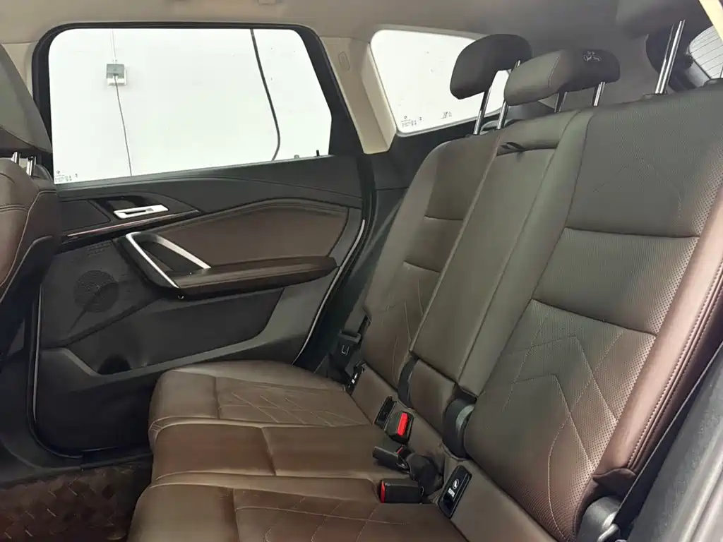 BMW X1 2023 sDrive20Li X Design Package купить на сайте DeffCars